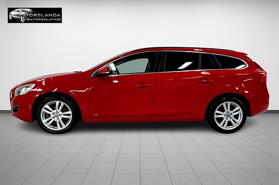 Volvo V60 3 of 14