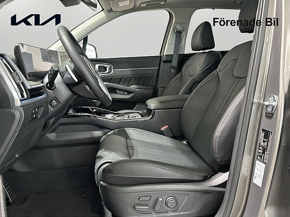 Kia Sorento 8 of 20
