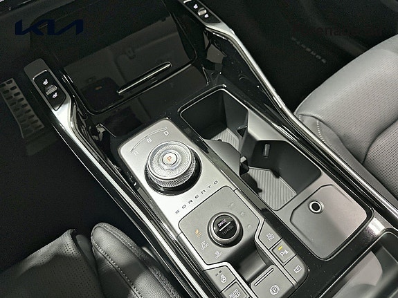 Kia Sorento 14 of 20