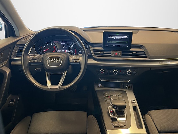 Audi Q5 9 of 26