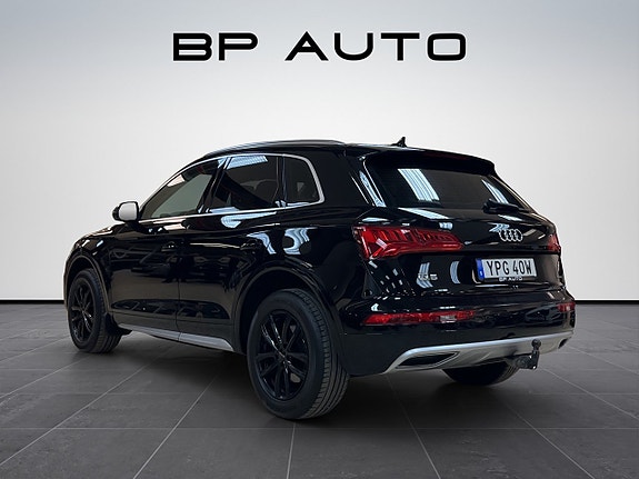 Audi Q5 5 of 26