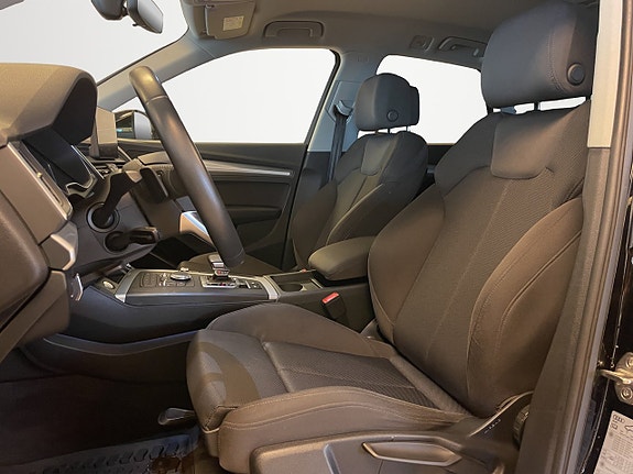 Audi Q5 10 of 26