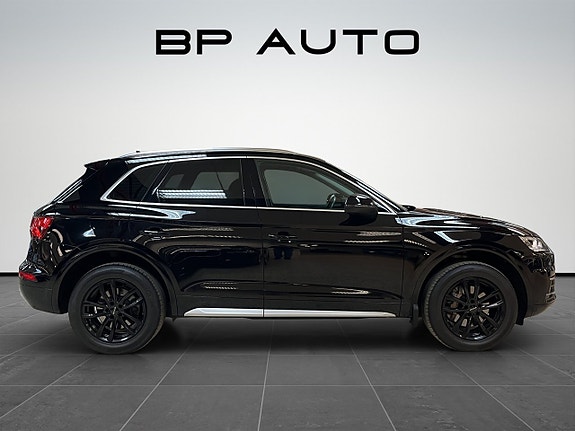 Audi Q5 7 of 26