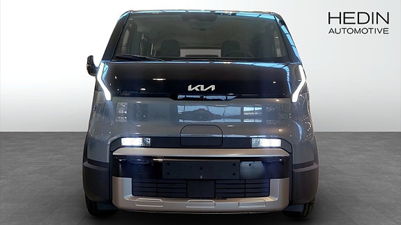 Kia PV5 8 of 12