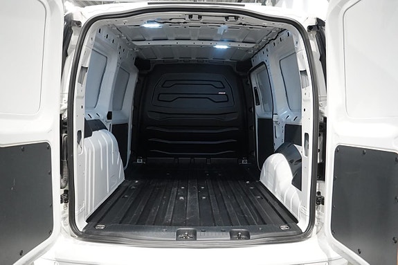 Volkswagen Caddy Maxi 4 of 5