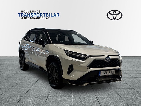 Toyota RAV4 Plug-in Hybrid 20 of 30