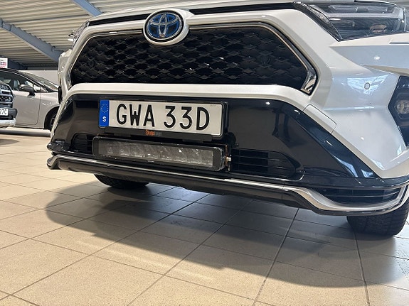 Toyota RAV4 Plug-in Hybrid 30 of 30