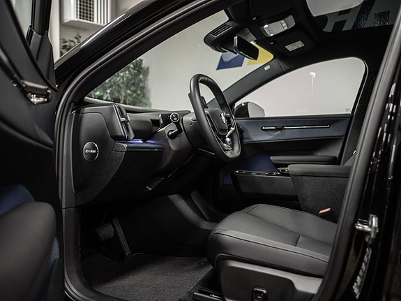 Volvo EX30 5 of 5