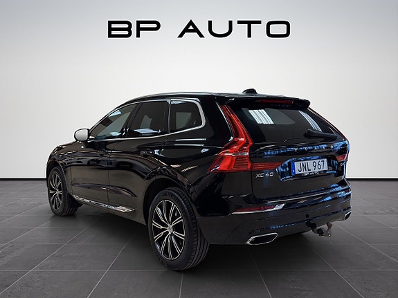 Volvo XC60 5 of 27