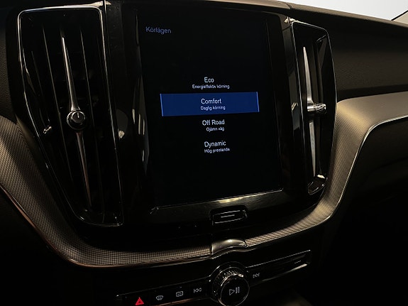 Volvo XC60 16 of 27