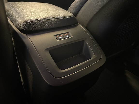 Volvo XC60 22 of 27