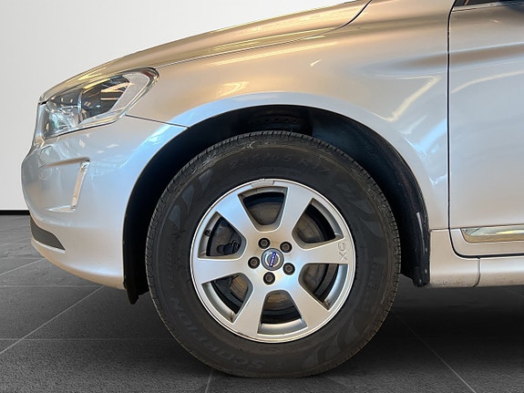 Volvo XC60 23 of 24