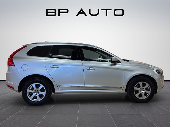 Volvo XC60 7 of 24