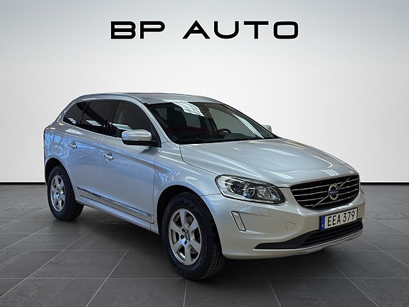 Volvo XC60 8 of 24