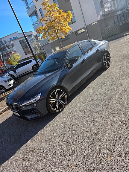 Volvo S60 2 of 10