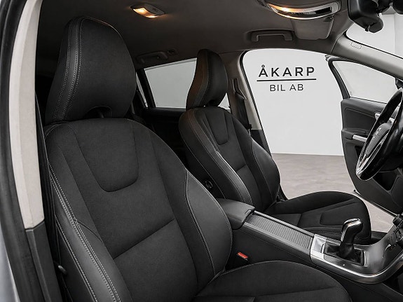 Volvo XC60 12 of 19