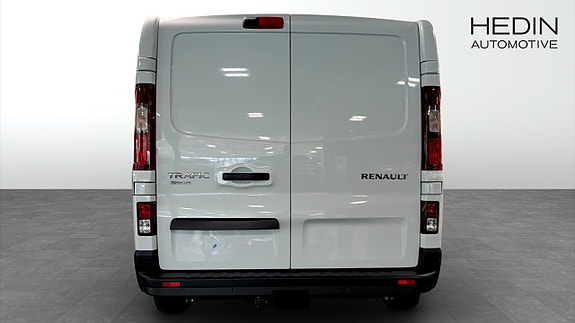 Renault Trafic 7 of 9