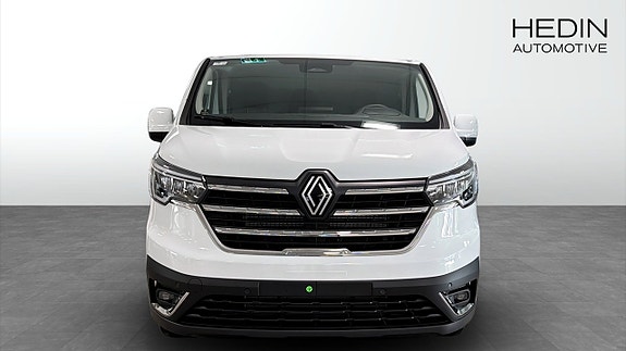 Renault Trafic 8 of 9
