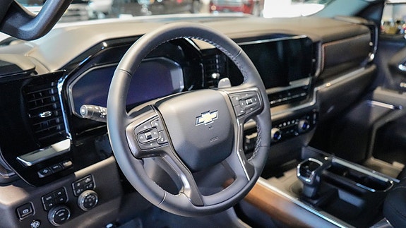 Chevrolet Silverado 1500 13 of 30