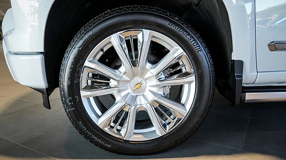 Chevrolet Silverado 1500 11 of 30