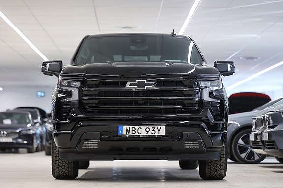 Chevrolet Silverado EV 5 of 25