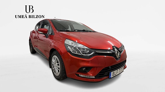 Renault Clio 2 of 8