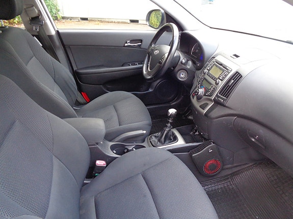 Hyundai i30 7 of 9