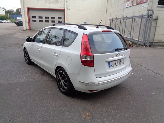 Hyundai i30 5 of 5