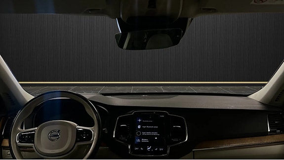 Volvo XC90 8 of 13
