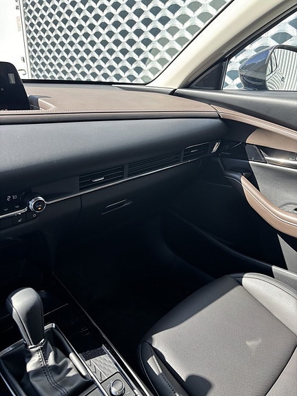 Mazda CX-30 13 of 18