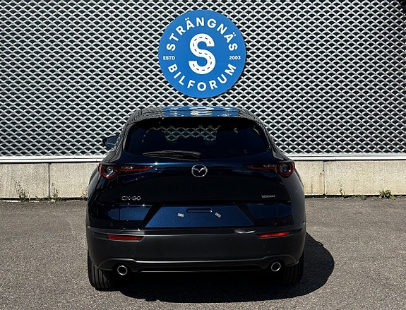 Mazda CX-30 4 of 18