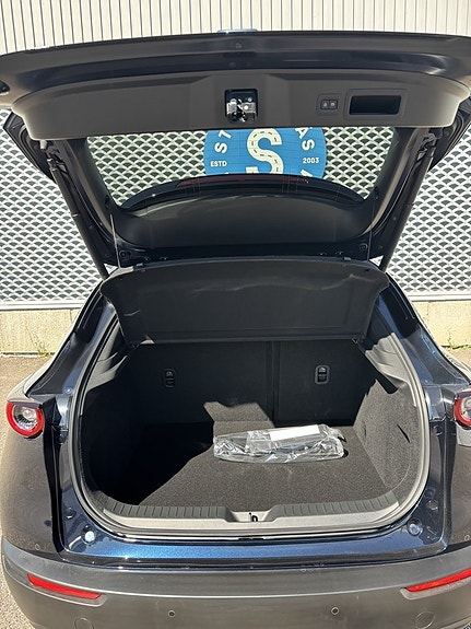 Mazda CX-30 18 of 18