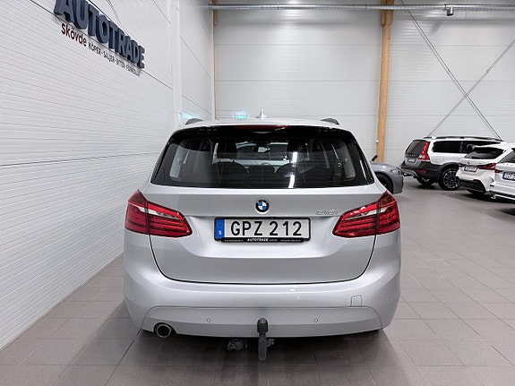 BMW 218 8 of 21