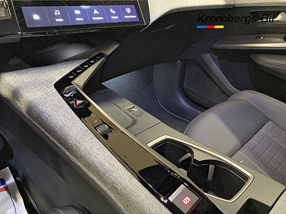 Peugeot 3008 12 of 23