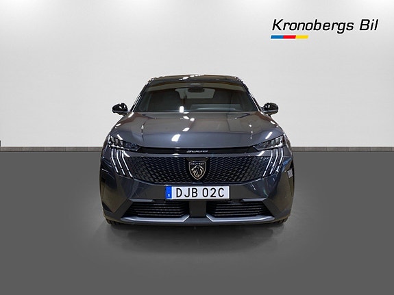 Peugeot 3008 2 of 5