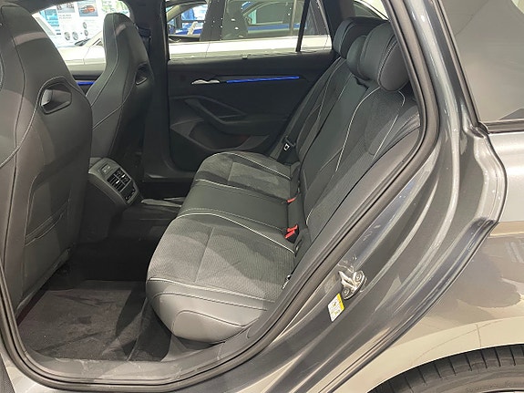 Skoda Superb 6 of 10