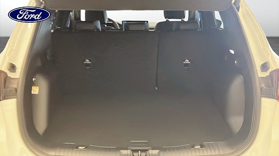 Ford Kuga 10 of 13