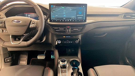 Ford Kuga 12 of 13