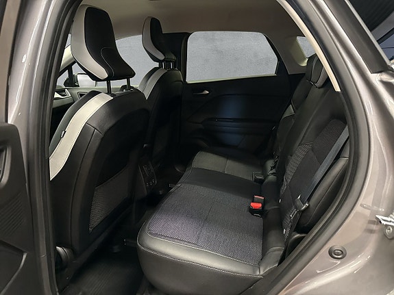 Renault Captur 12 of 25