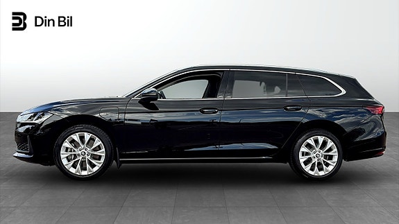 Skoda Superb 2 of 14