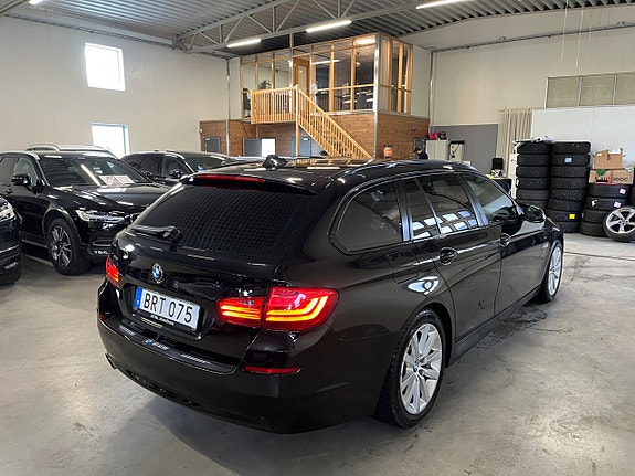 BMW 530d 9 of 15
