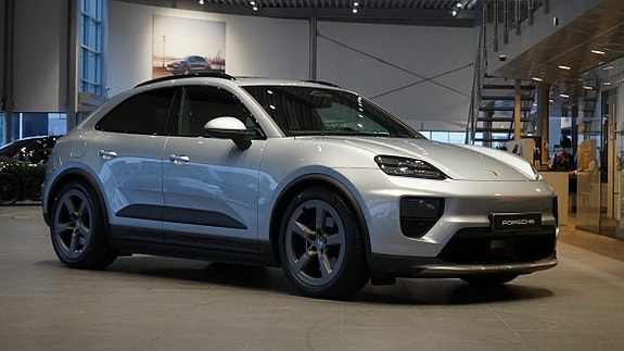 Porsche Macan 4