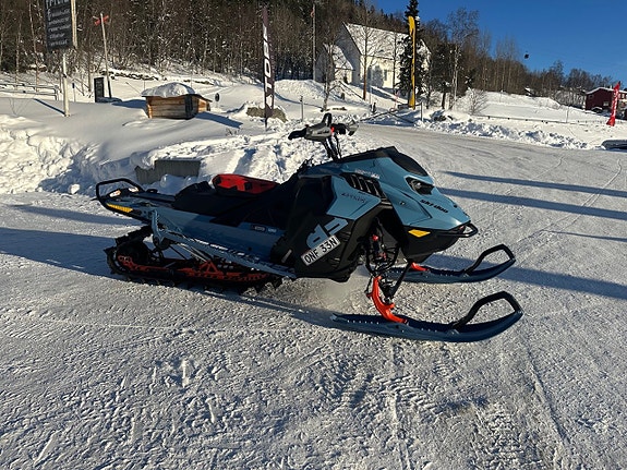 Ski-Doo Freeride 146" 850 E-Tec -26 2 of 5