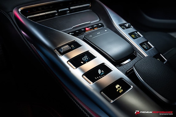Mercedes-Benz AMG GT 43 15 of 28