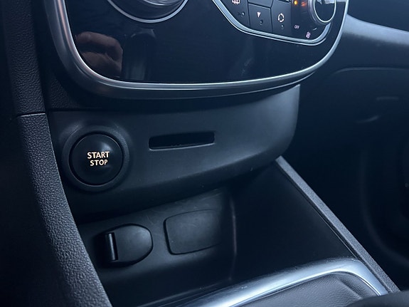 Renault Clio 13 of 15
