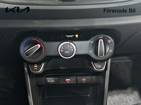 Kia Picanto 13 of 14