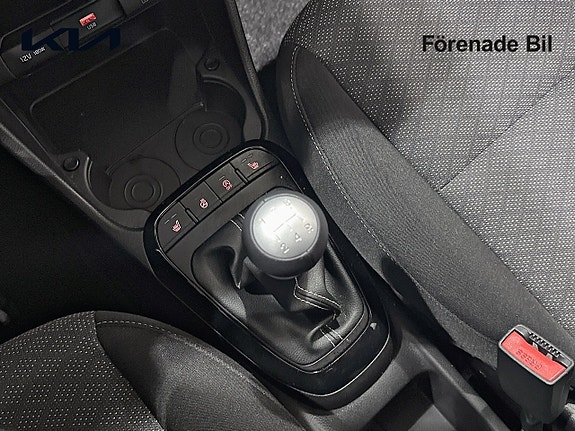 Kia Picanto 12 of 14