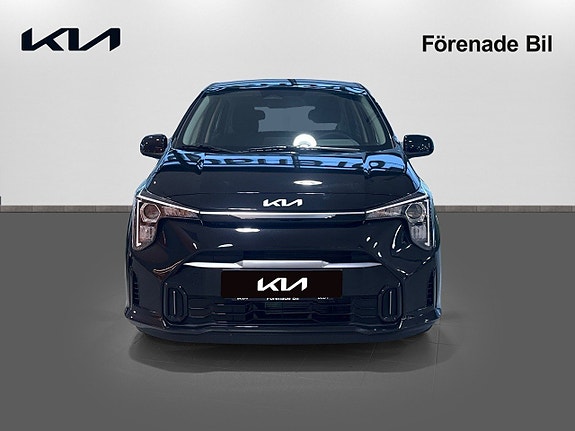 Kia Picanto 7 of 12