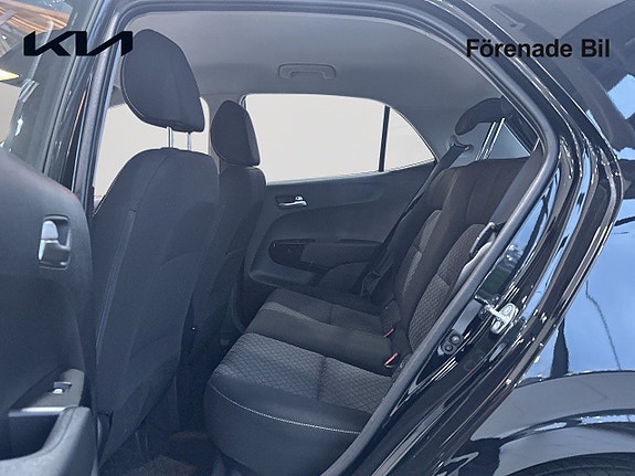 Kia Picanto 9 of 12