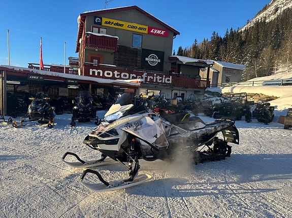 Ski-Doo Freeride 146" 850 E-Tec -18